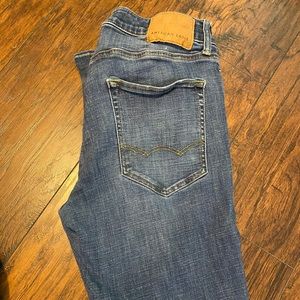 American eagle men’s jeans